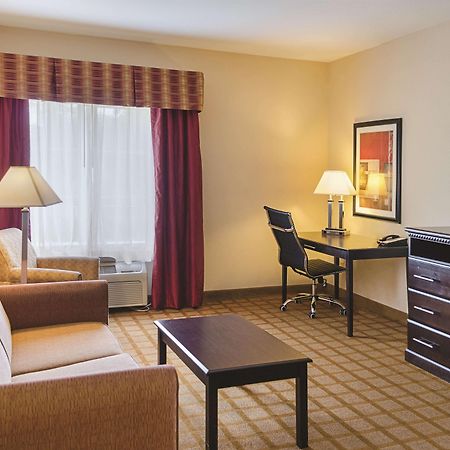 La Quinta By Wyndham Mobile Satsuma / Saraland Hotel Exterior photo