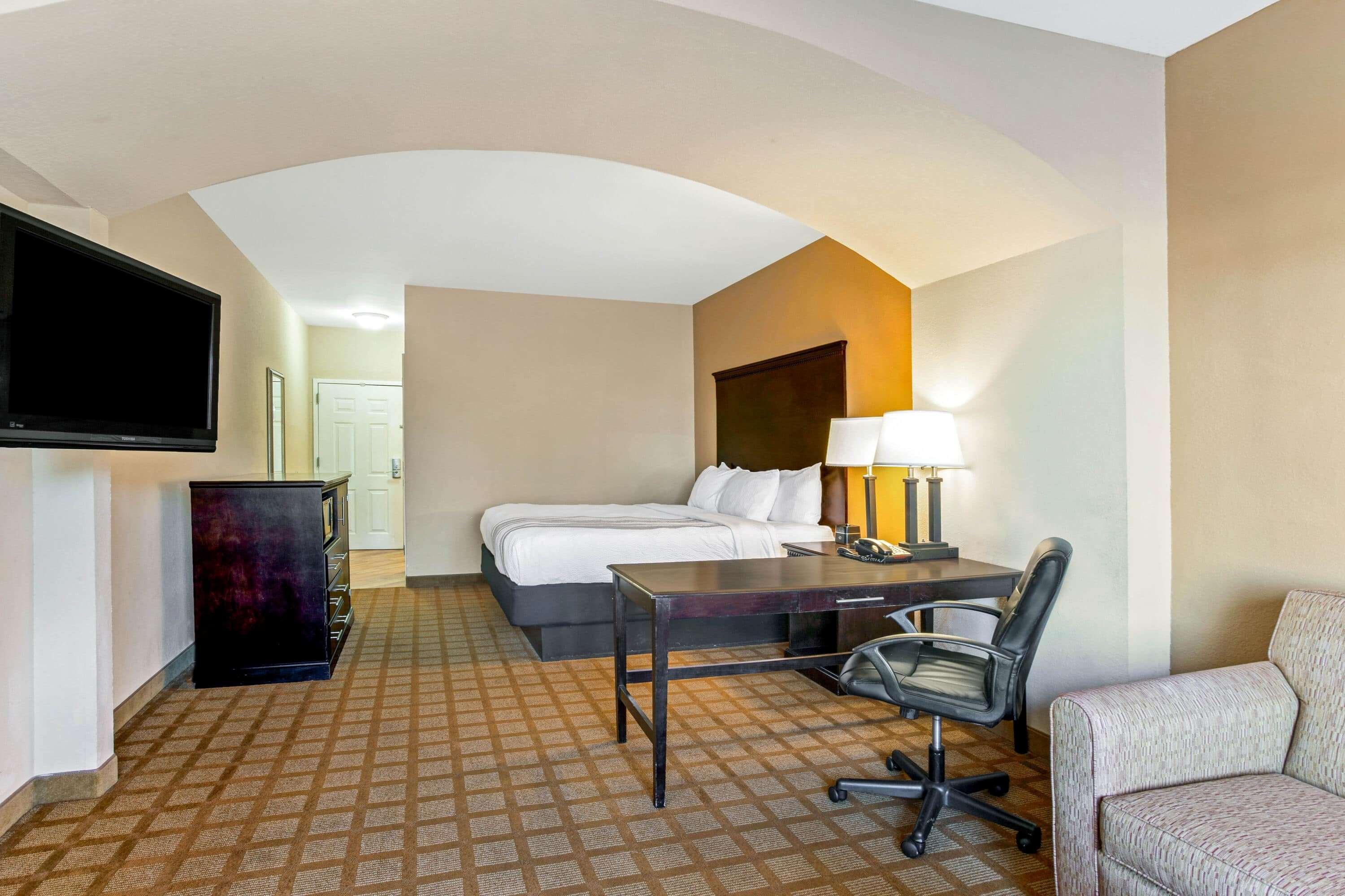La Quinta By Wyndham Mobile Satsuma / Saraland Hotel Exterior photo