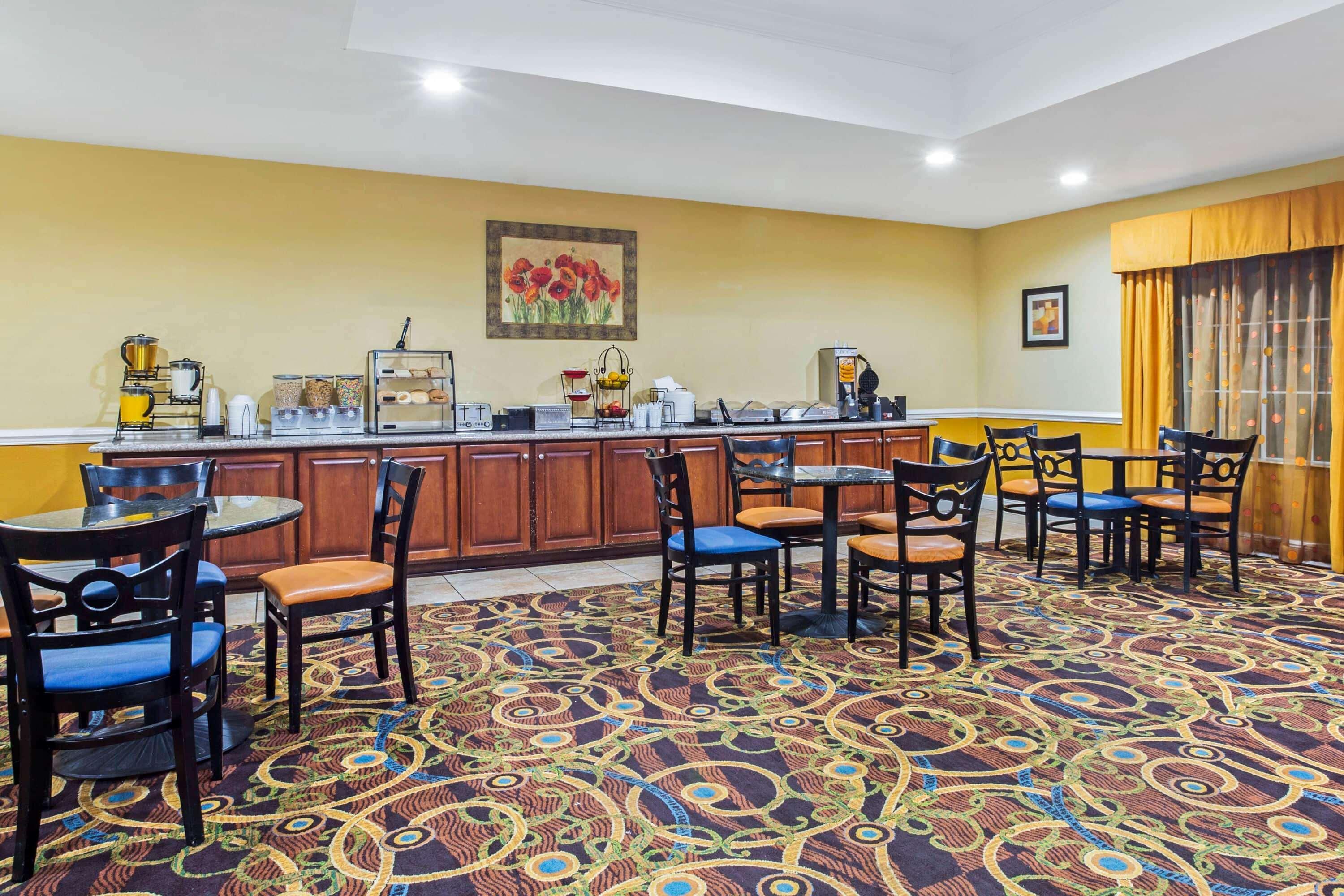 La Quinta By Wyndham Mobile Satsuma / Saraland Hotel Exterior photo