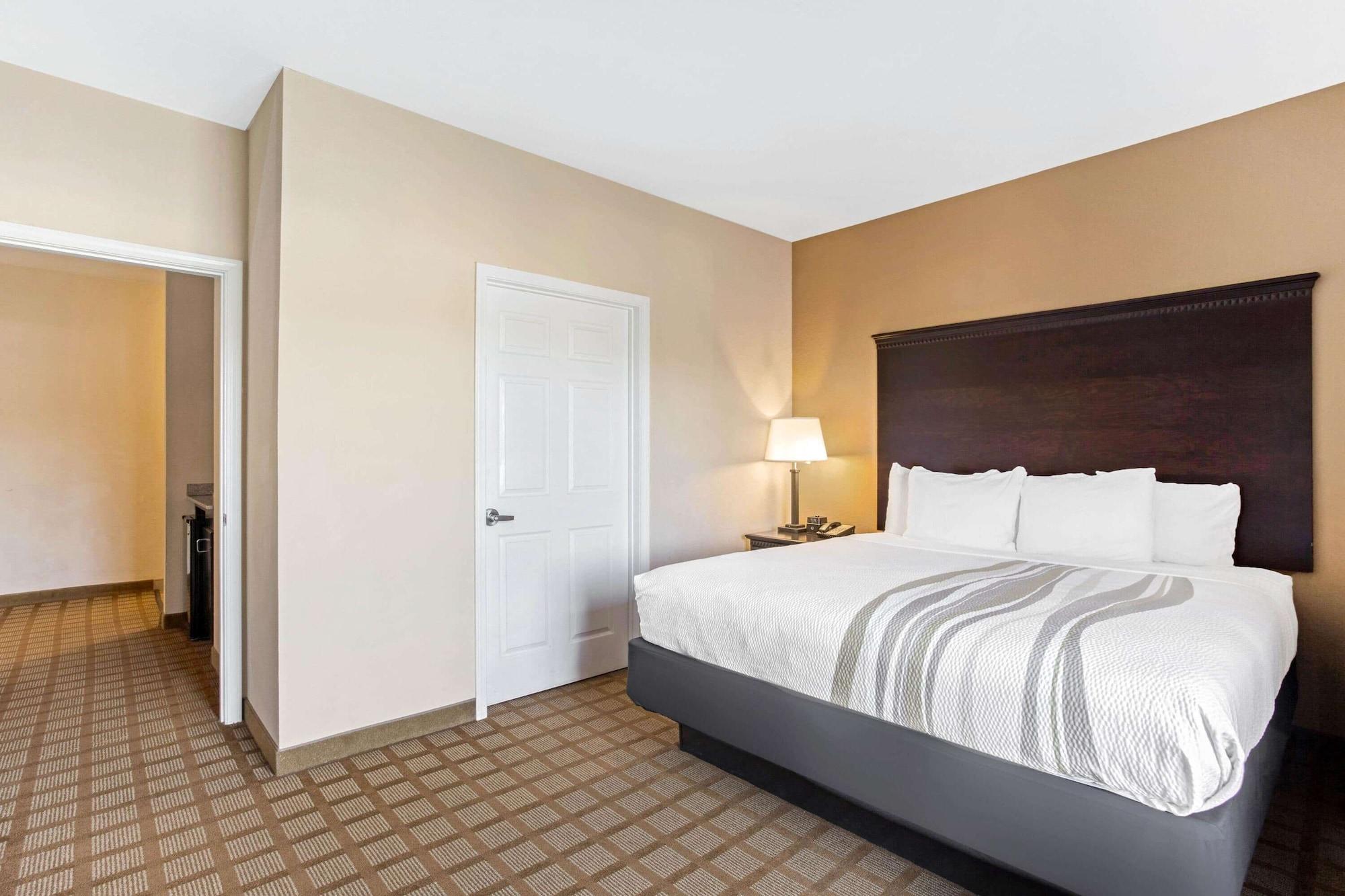 La Quinta By Wyndham Mobile Satsuma / Saraland Hotel Exterior photo
