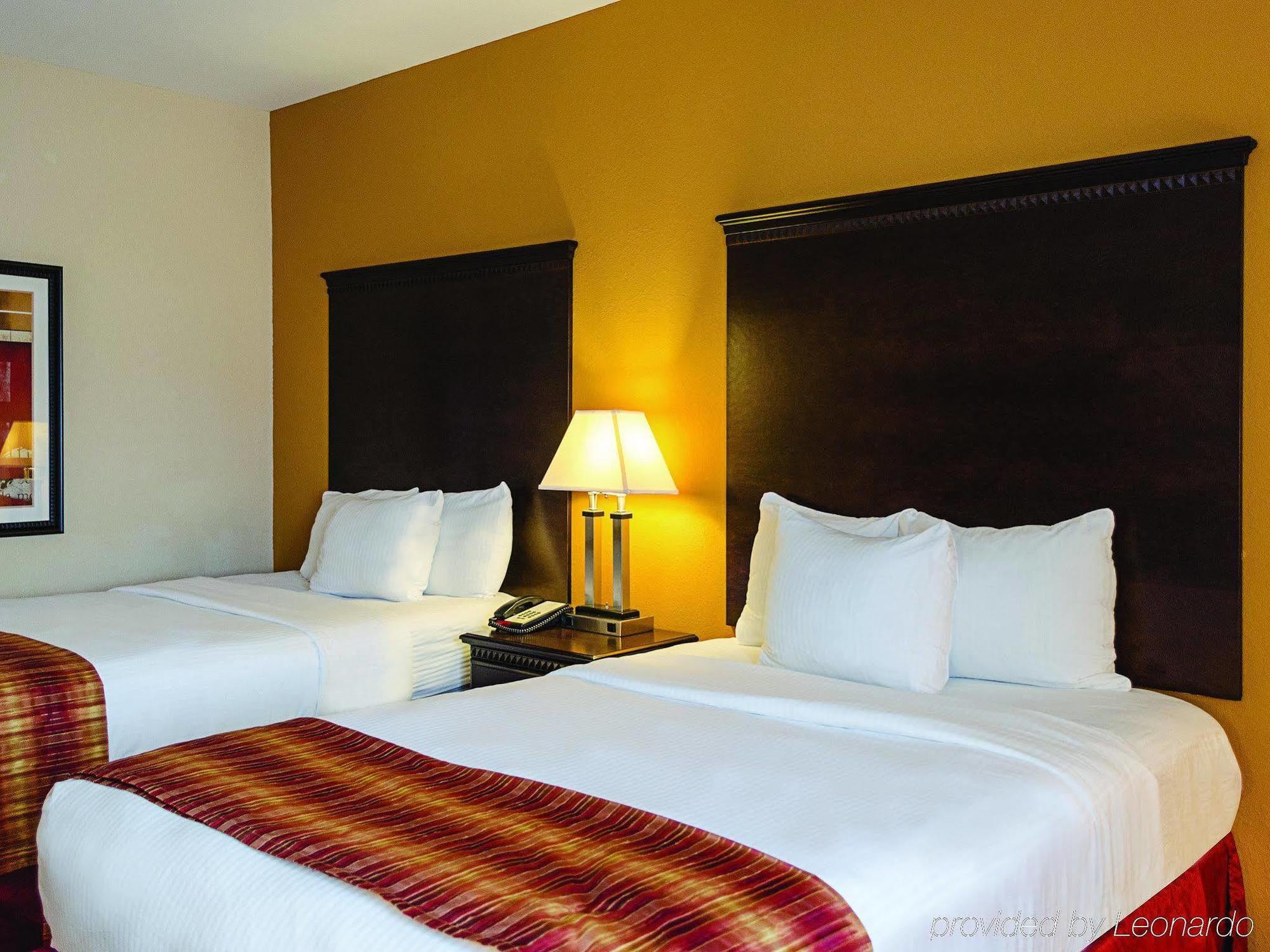 La Quinta By Wyndham Mobile Satsuma / Saraland Hotel Exterior photo
