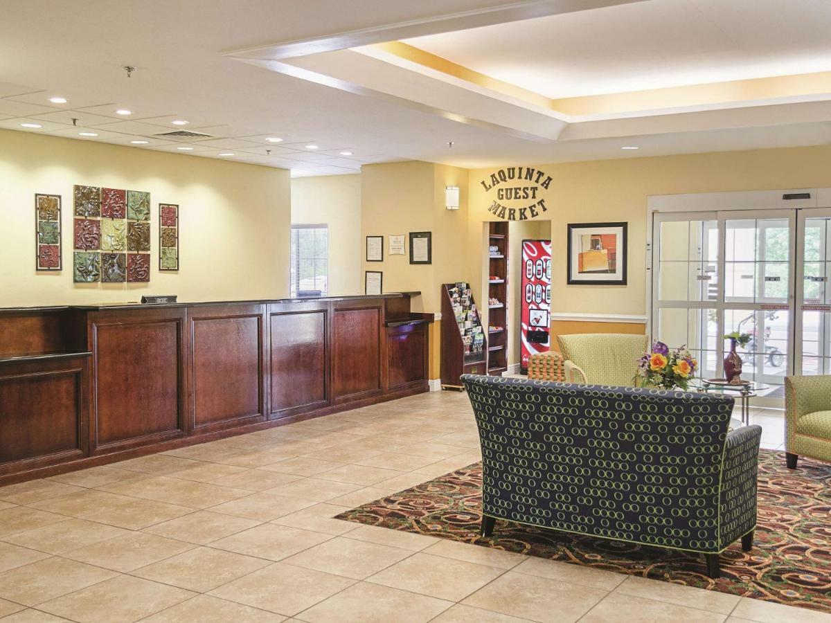 La Quinta By Wyndham Mobile Satsuma / Saraland Hotel Exterior photo